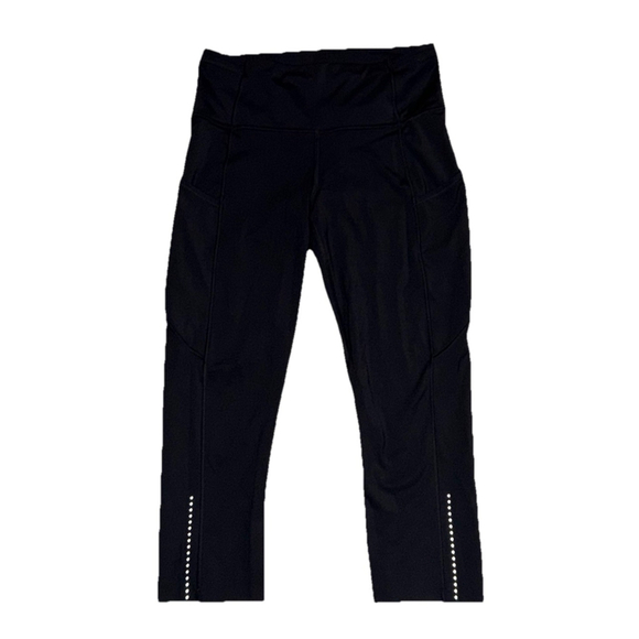 LULULEMON F&F CROP LEGGING 19” POCKETS DARK BLACK COLIR SIZE 6 WAIST 12.5” - Picture 2 of 10